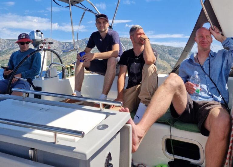 a8c96fa4-c4b5-47d1-89bf-3ea6cc69d343